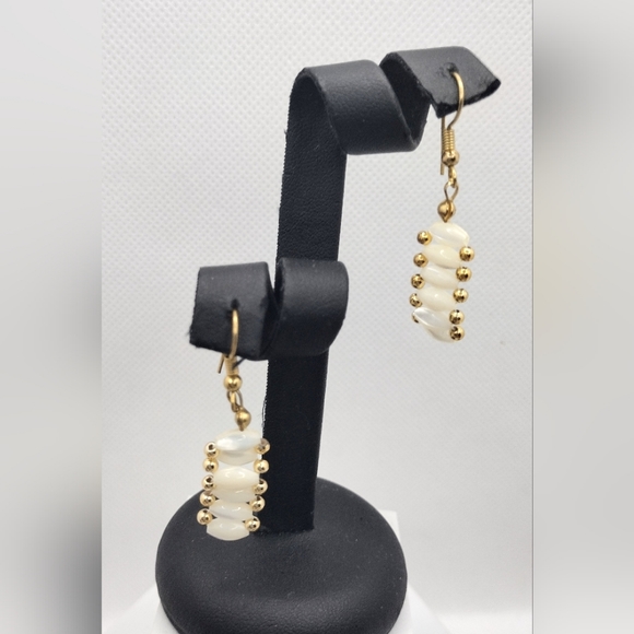 Fashion Business Casual Beaded Dangle Drop Earrings - Picture 2 of 4